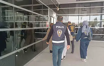 Masaj salonlarına fuhuş operasyonu: 5 gözaltı