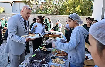 Menderes Ortaokulu'ndan büyük dayanışma