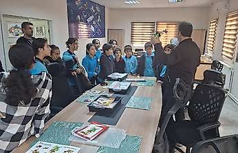 Örentaş Şehit Yusuf Ortaokulu Öğrencilerinden Yenilikçi Eğitim Merkezine Ziyaret