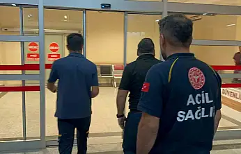 Otomobilin çarpıştığı 2 yaya yaralandı