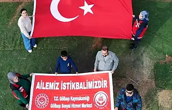 Paraşütle 'Ailemiz istikbalimizdir' mesajı verildi