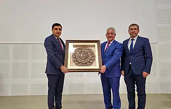 Tut ilçesinde Peygamberimiz ve Aile Ahlakı temalı konferans düzenlendi