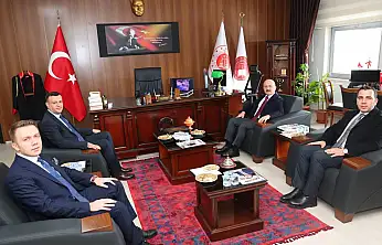 Vali Varol'dan Gölbaşı adliyesine ziyaret