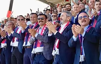 Vali Varol Kahta 02 Kulübünü tebrik etti