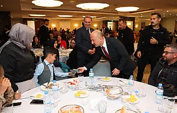 Vali Varol öğretmenlerle bir araya geldi