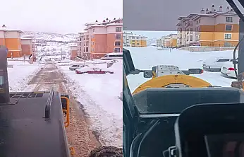 Yukarı Çöplü Kalıcı Konut alanında kar temizleme çalışması sürüyor