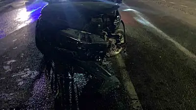 Adıyaman'da iki otomobil çarpıştı: 2 yaralı