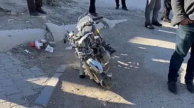 Adıyaman'da motosiklet ile otomobil çarpıştı: 1 yaralı