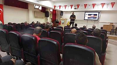 Adıyaman'da Öğretmenlere Uyuşturucuya Karşı Farkındalık Semineri