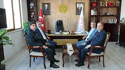 Bakanlık müfettişlerinden il müdürü Tosun'a ziyaret