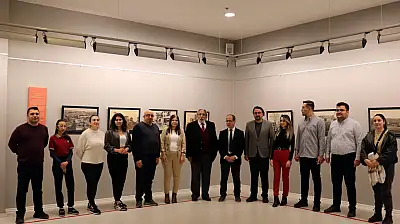 Sanko Sanat Galerisi'nde Savunma Dönemi Antep Kartpostalları sergisi açıldı