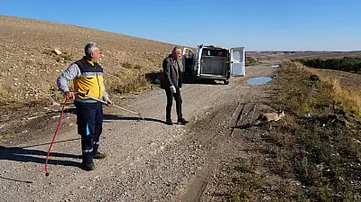 Yaralı tilki tedavisinin ardından doğaya geri bırakıldı