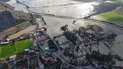 Adana'da afetin boyutu havadan görüntülendi