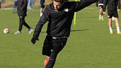 Elazığspor'da Fuat Bavuk kadrodışı bırakıldı