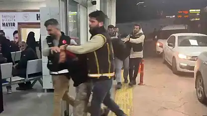 Şanlıurfa'da kuyumcu soygunu kamerada