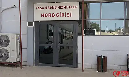 Geri manevra yaparken 5 aylık hamile eşini ezdi
