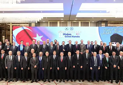 Başkan Türkeş Güney yeniden Genel Başkanlığa seçildi