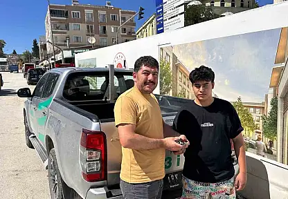 Besni'de yaralı halde bulunan ağaçkakan koruma altına alındı