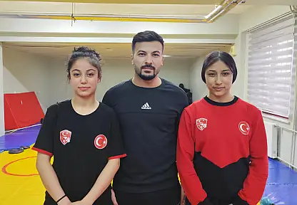 Besnili Güreşçi Aleyna Çokgezer Türkiye 5.'si oldu