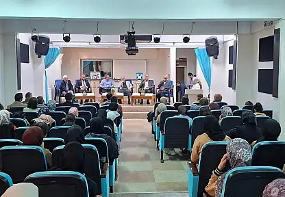 Kahta'da 'İmam Hatipliler Haftası' paneli düzenlendi