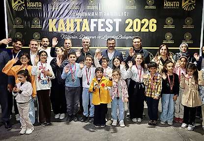 Kahta'da Mikrofon Sende Genç Yetenekler Yarışması düzenlendi