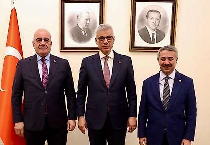 Milletvekili Alkayış ve Özhan, Bakan Memişoğlu'na Adıyaman'ın taleplerini iletti