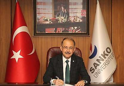 Rektör Dağlı: Cumhuriyet eşitliğin, bilimin ve çağdaşlaşmanın simgesidir
