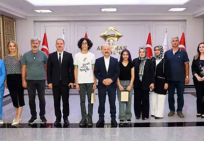 Vali Osman Varol, LGS şampiyonlarını ağırladı
