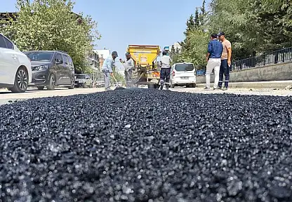 Zarar gören Kavi Caddesi onarılıyor