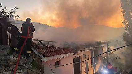 Akrabasını yakarak öldürmeye çalıştığı iddia edilen şahıs tutuklandı