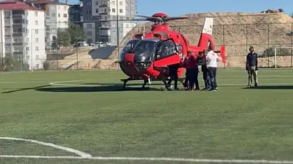 Beyin kanaması geçiren vatandaşın imdadına ambulans helikopter yetişti