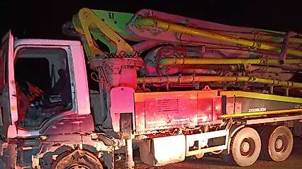 Malatya'da beton mikseri ile çarpışan araç devrildi: 2 yaralı