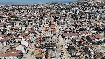 Malatya'da enkaz kaldırma işlemleriyle ilgili 6 kamu görevlisine soruşturma izni