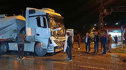 Malatya'da kazada üç araç hasar gördü
