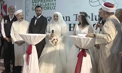 Adıyaman'da 100 depremzede çiftin nikahı kıyıldı