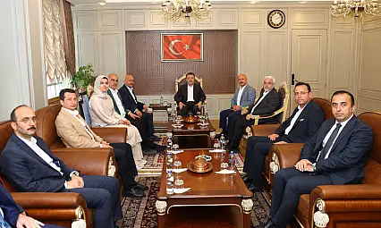 Bakan Yumaklı'dan Adıyaman Valiliğine ziyaret