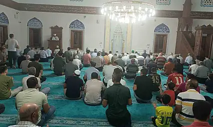 Besni'de Mevlid Kandili dualarla idrak edildi