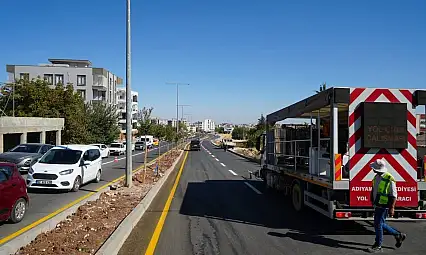 Adıyaman Belediyesi 3. Çevre Yolu'nda trafik güvenliğini artırıyor