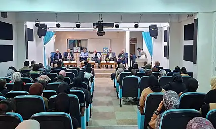 Kahta'da 'İmam Hatipliler Haftası' paneli düzenlendi