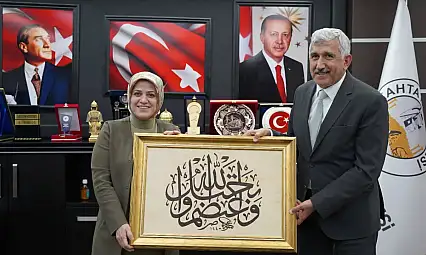 Köseoğlu'dan Kahta Belediyesine ziyaret