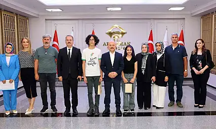 Vali Osman Varol, LGS şampiyonlarını ağırladı