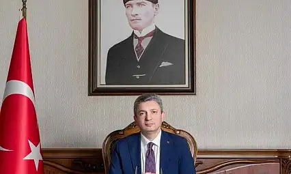 Vali Şahin: Basın çalışanlarının Çalışan Gazeteciler Günü'nü kutluyor, sağlık, huzur ve başarılar diliyorum