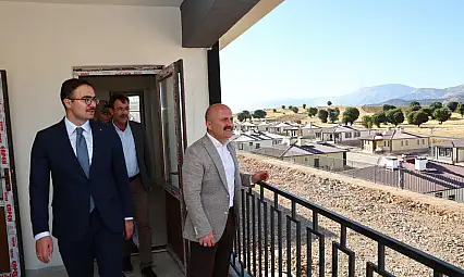 Vali Varol, Sincik'te yapımı tamamlanan köy evlerini inceledi