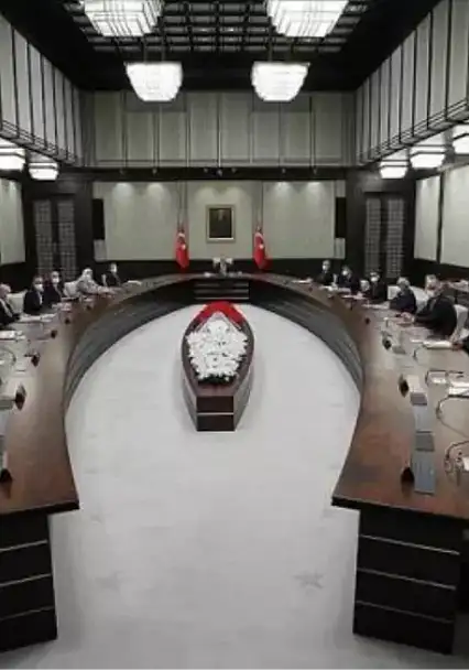 SON DAKİKA: Kabine değişti