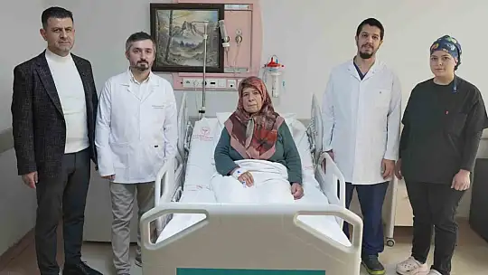 2 kilogramı aşan dev tümör başarıyla çıkarıldı