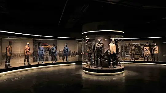 25 Aralık Panorama Müzesi'ne ziyaretçi akını