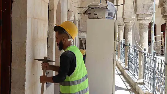 400 yıllık Barutçu Hanı restorasyon çalışmalarıyla yeniden gün yüzüne çıkıyor