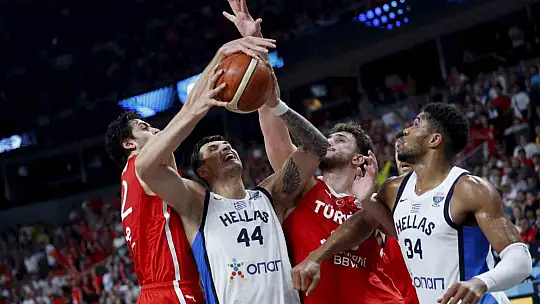 A Milli Erkek Basketbol Takımı finalde