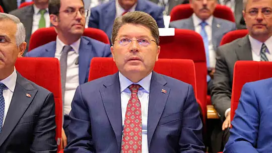 Adalet Bakanı Yılmaz Tunç: deprem bölgesinde 2 bin 591 ceza davası açıldı