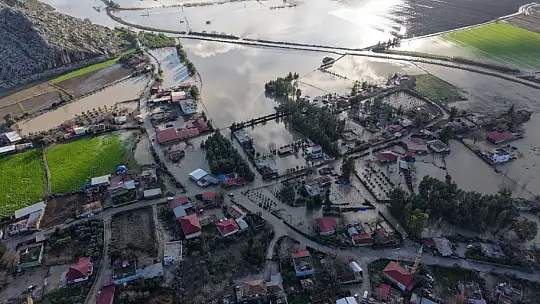 Adana'da afetin boyutu havadan görüntülendi